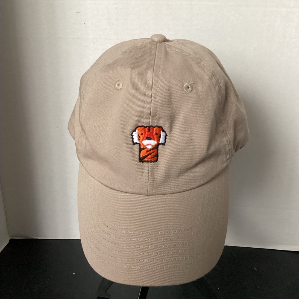 Kids Beige Hat with Tiger Design